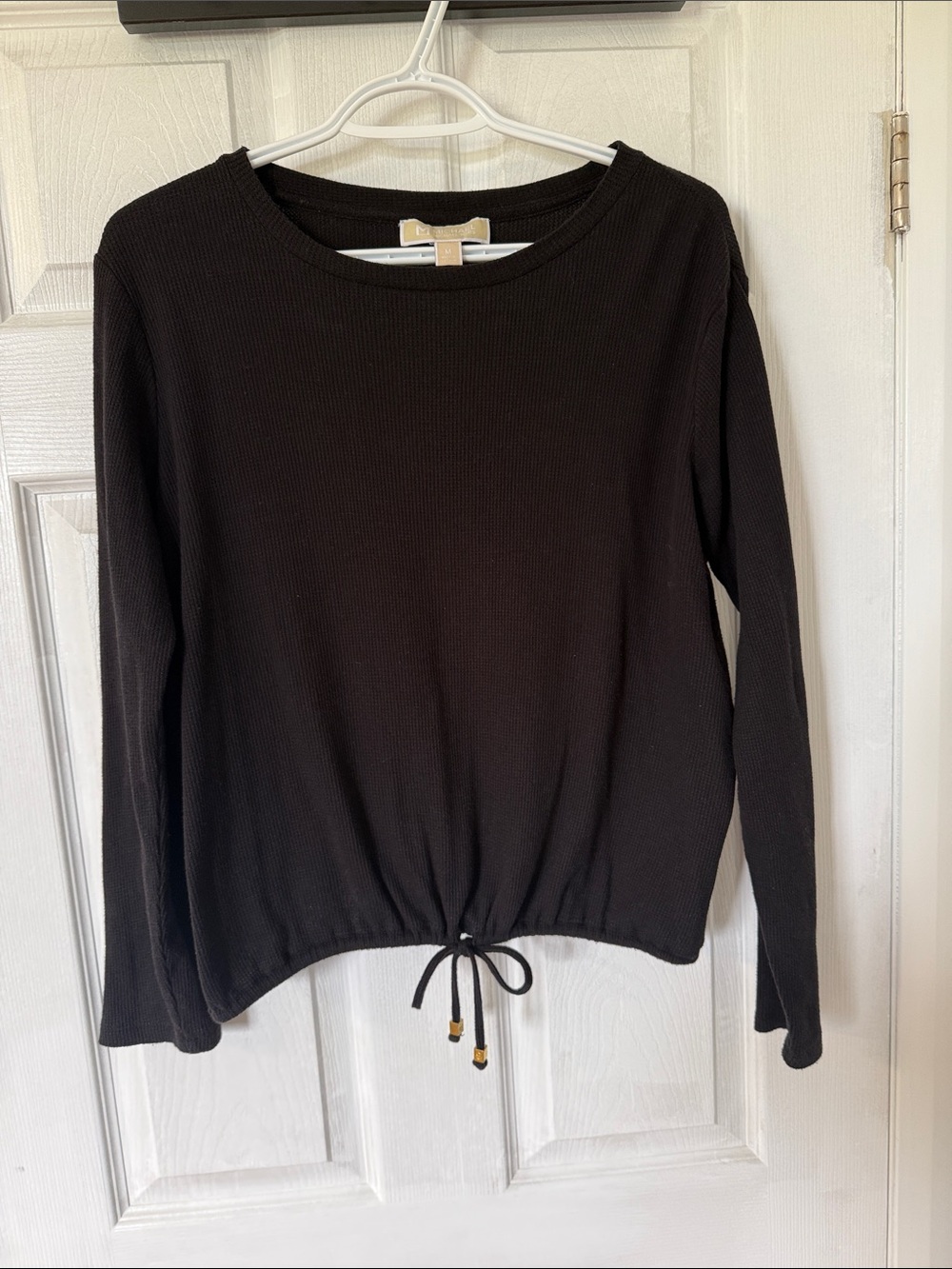 MICHAEL Michael Kors Black Long-Sleeve Drawstring Ribbed Top P23.5 L21.5 S17